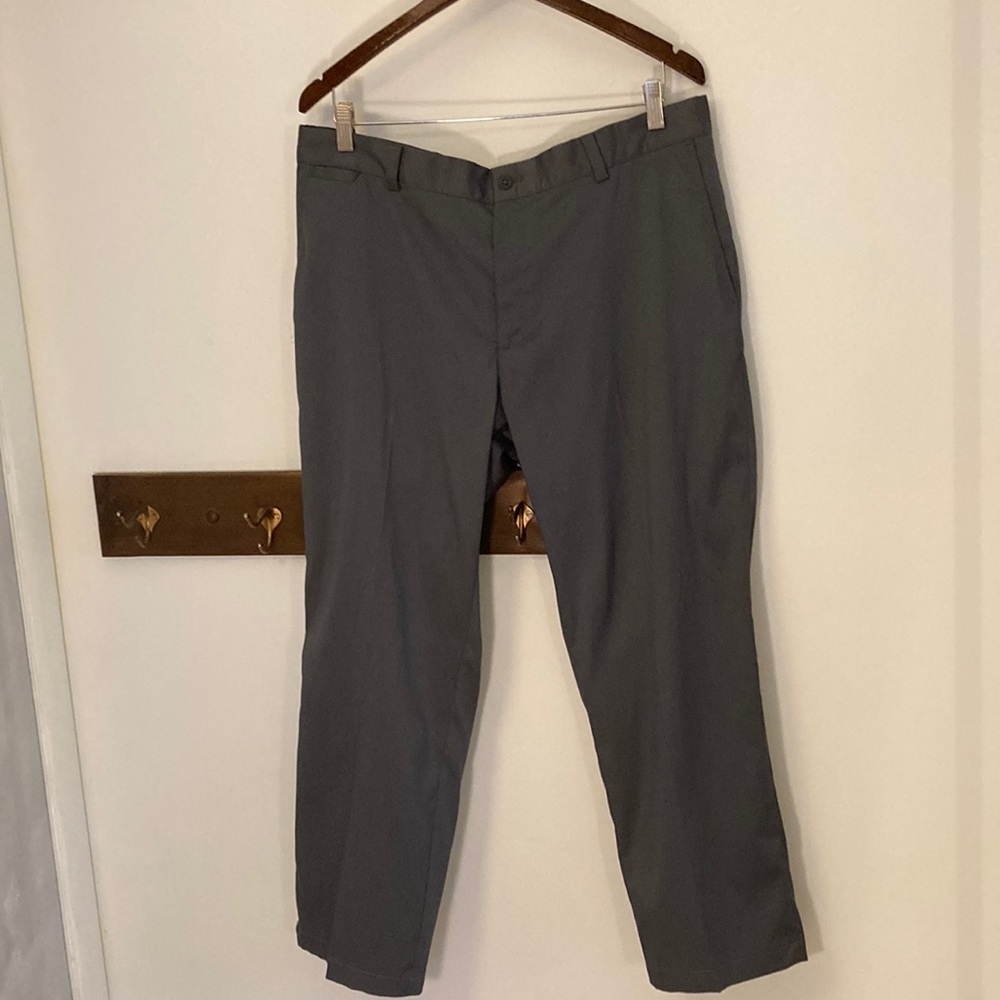 NikeGolf - men’s tour performance 36x30 NWOT